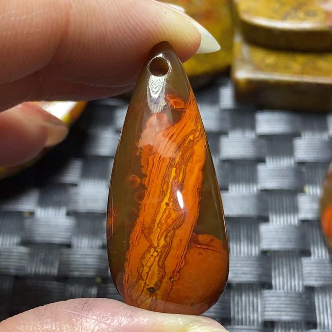 玛瑙/玉髓挂件未镶嵌