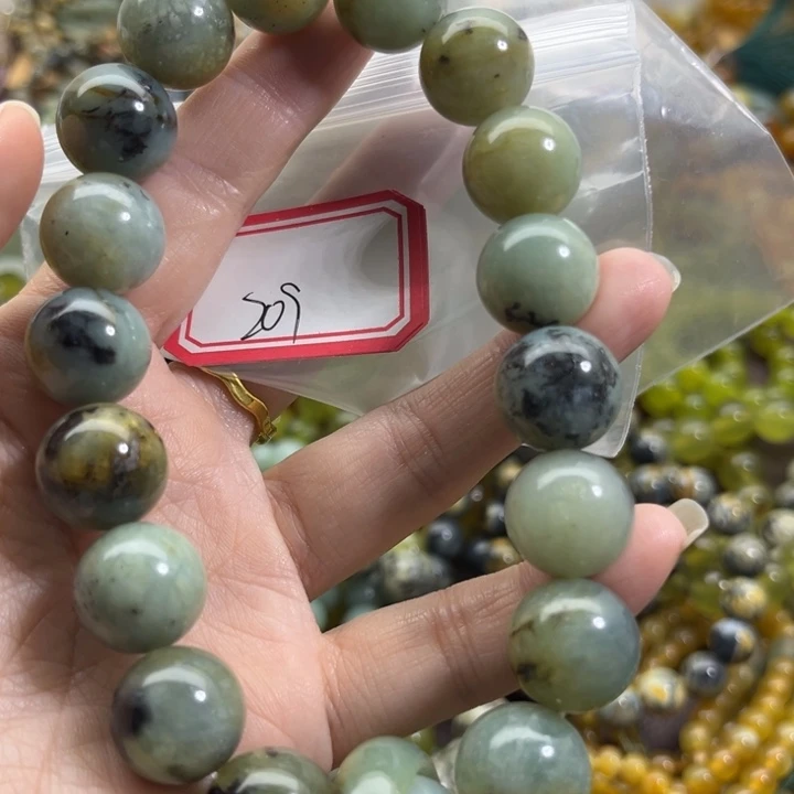 蛇纹石玉未镶嵌手链