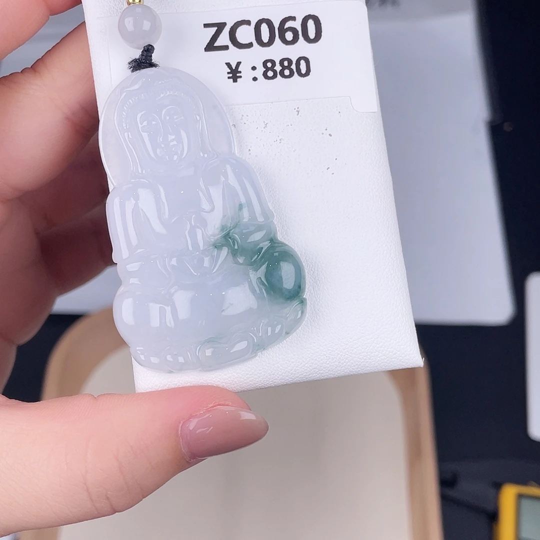 翡翠未镶嵌颈饰zc060