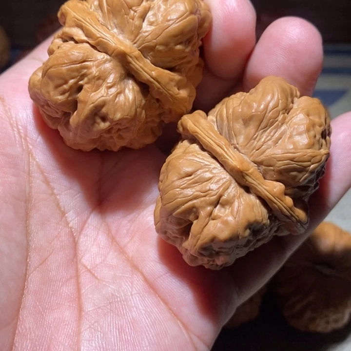 文玩核桃把件41*50大肚蛙