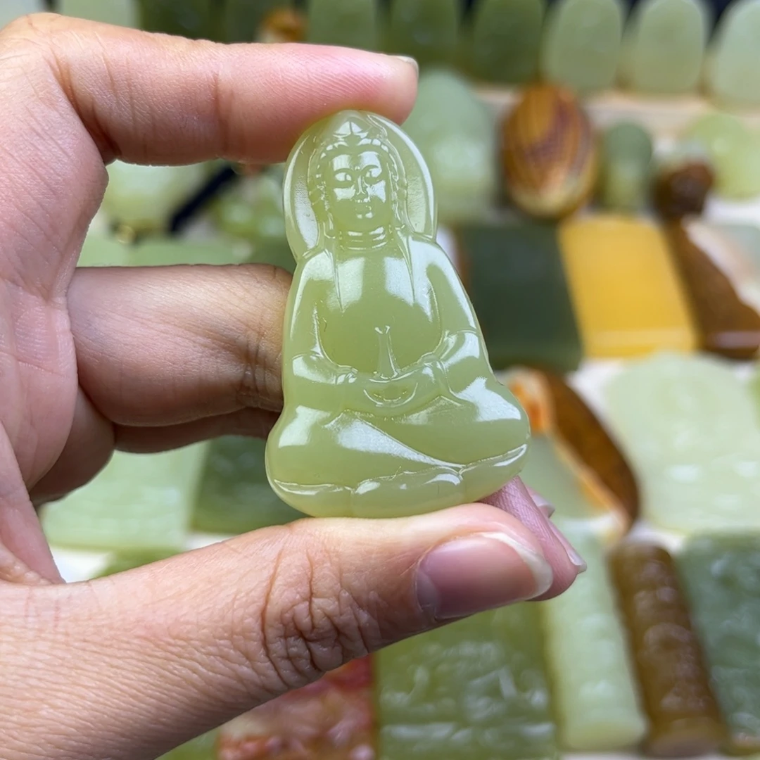 新疆昆仑山料观音
