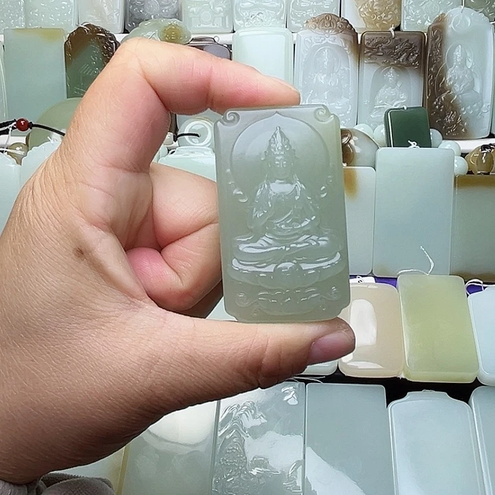 颈饰未镶嵌和田玉