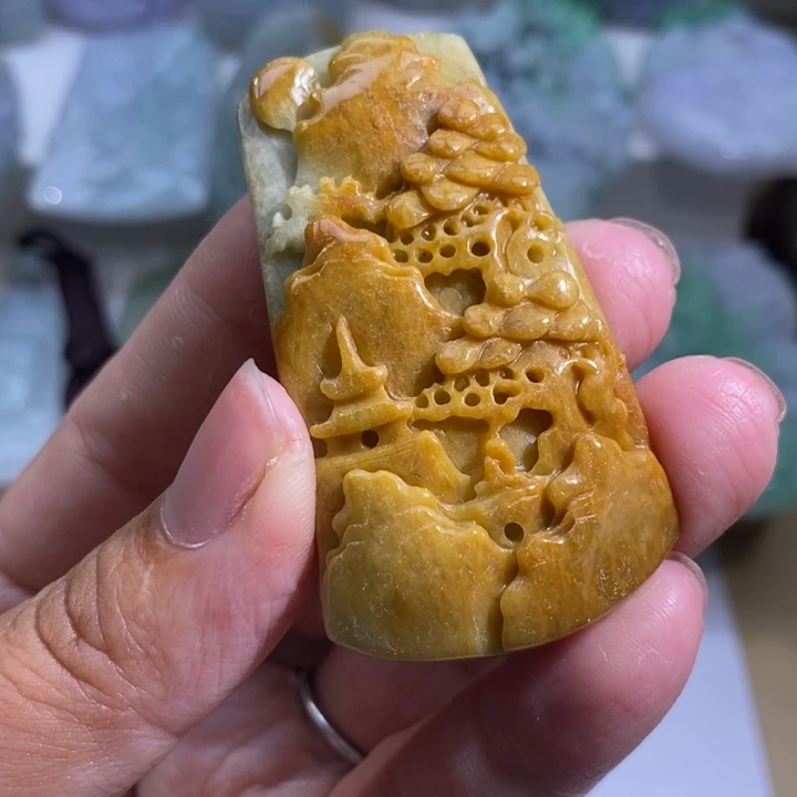 【闪购商品】颈饰未镶嵌翡翠山水