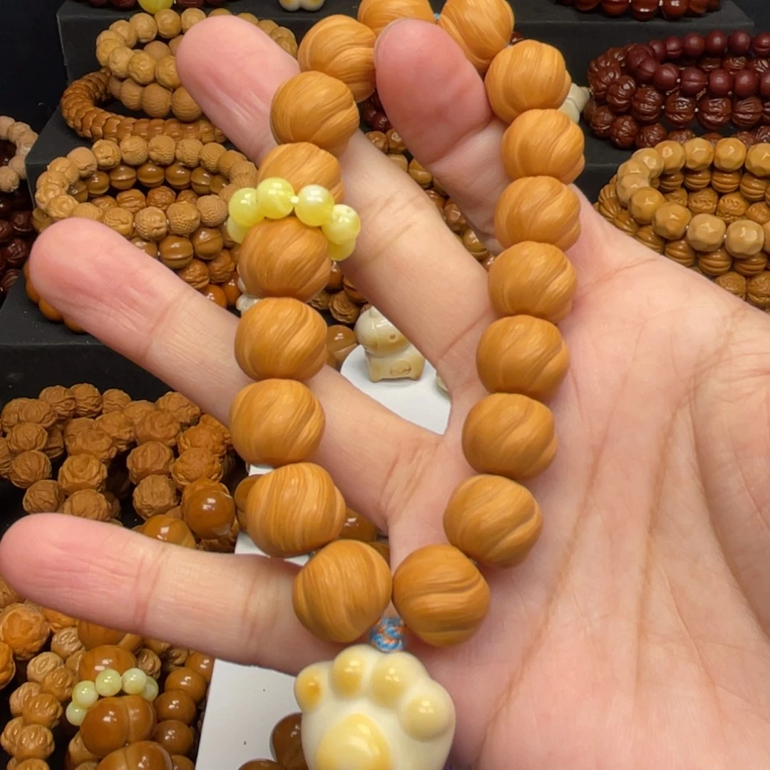 猴头核桃吊坠猴头核桃全品卷卷酥