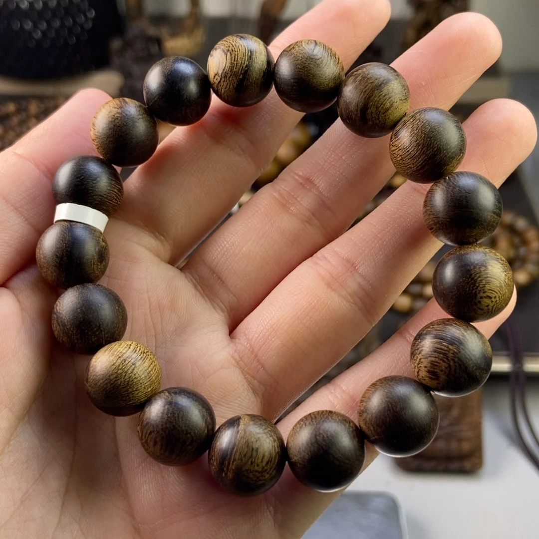 沉香手串不*！越南芽庄白瘤疤虎斑