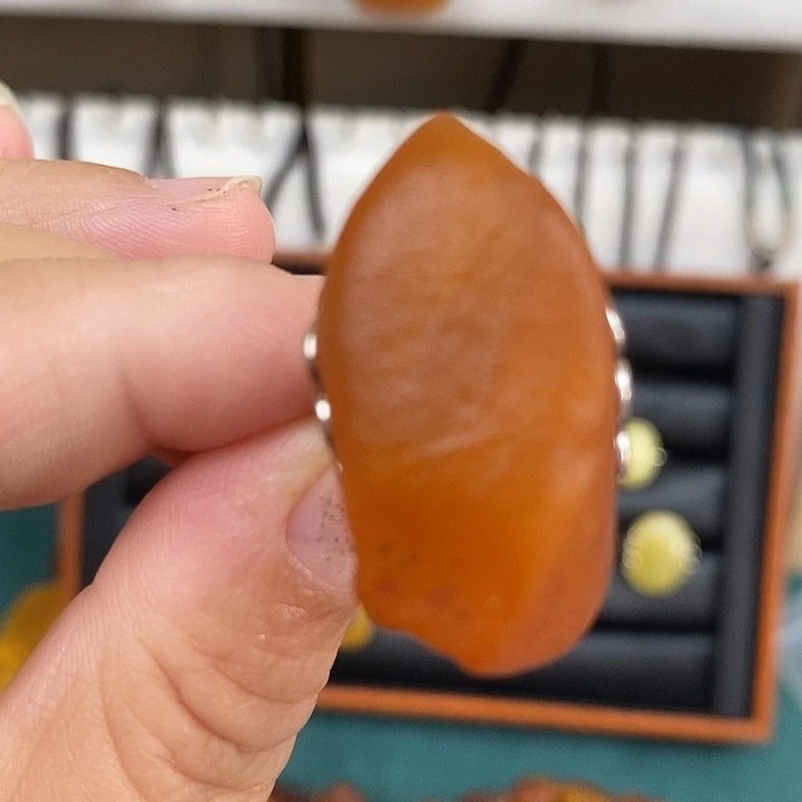 蜜蜡未镶嵌珠宝奇石戒指