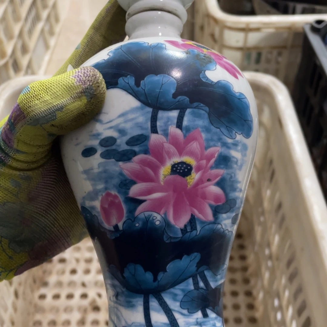 平***珍有机玻璃瓷器摆件