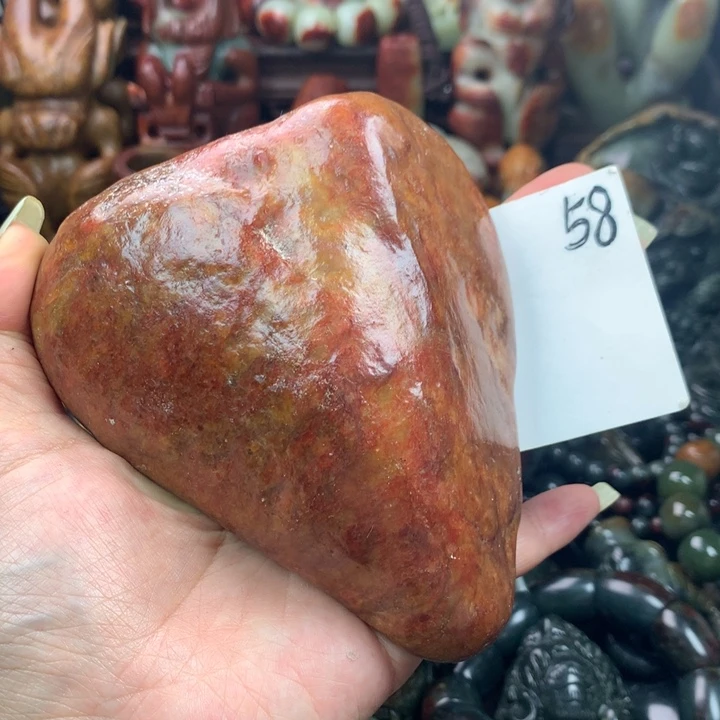 透闪石质玉未镶嵌珠宝奇石