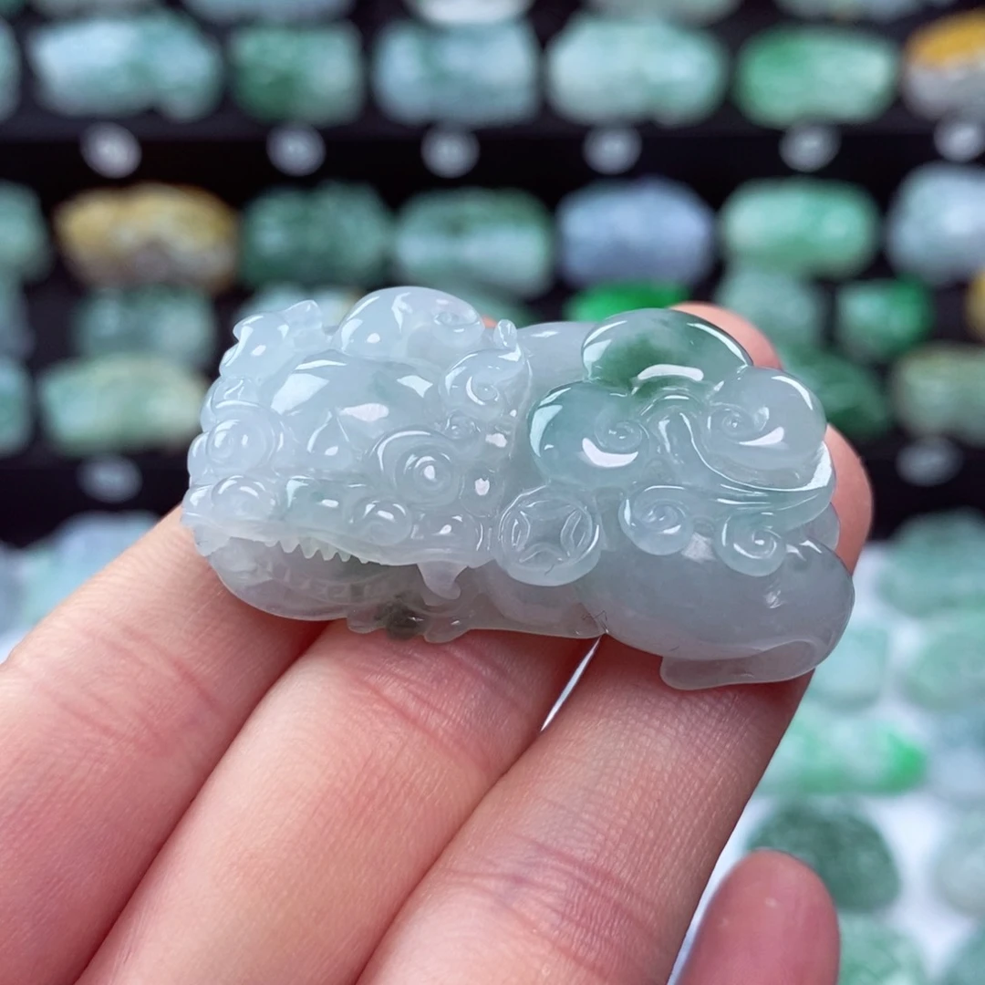 翡翠颈饰未镶嵌天然