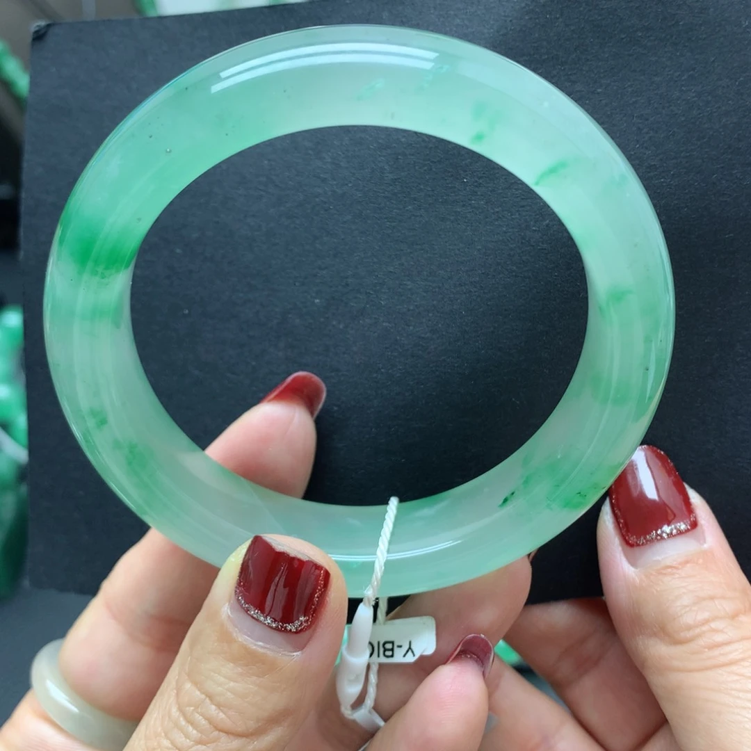 石英质玉手镯未镶嵌珍****l