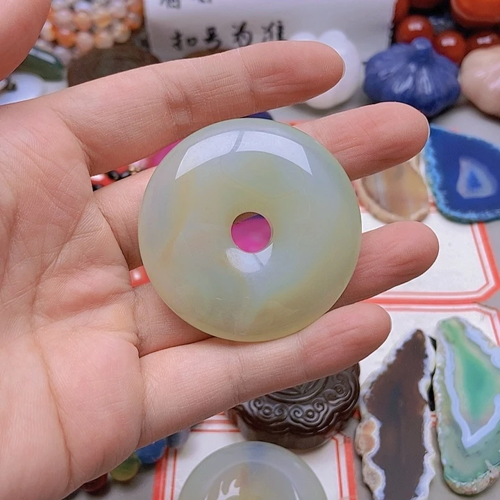 【闪购商品】未镶嵌玛瑙/玉髓珠宝半成品怡****）