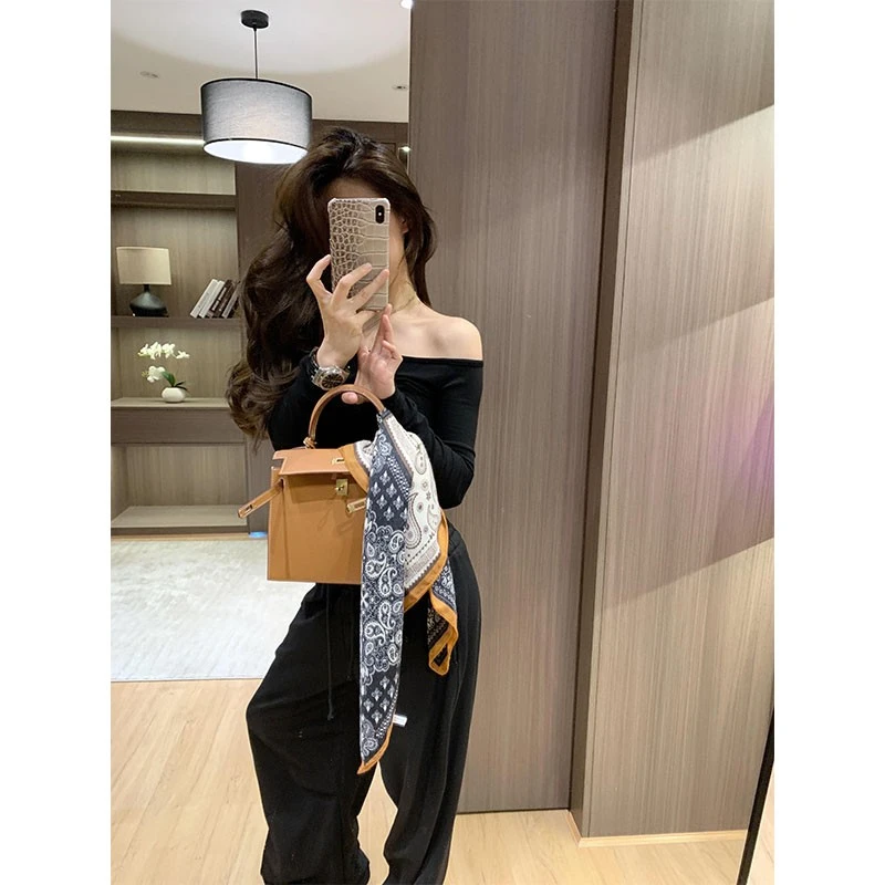 2025早秋法式纯欲慵懒风上衣一字肩+阔腿裤+丝巾三件套 套装显瘦