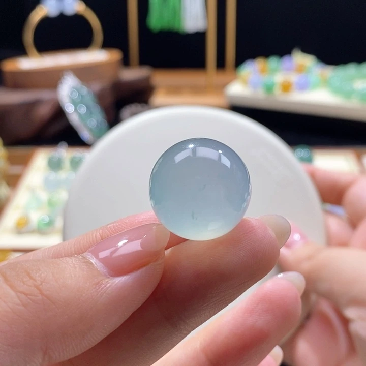 翡翠未镶嵌吊坠(不含链)天空蓝大珠 19.4mm