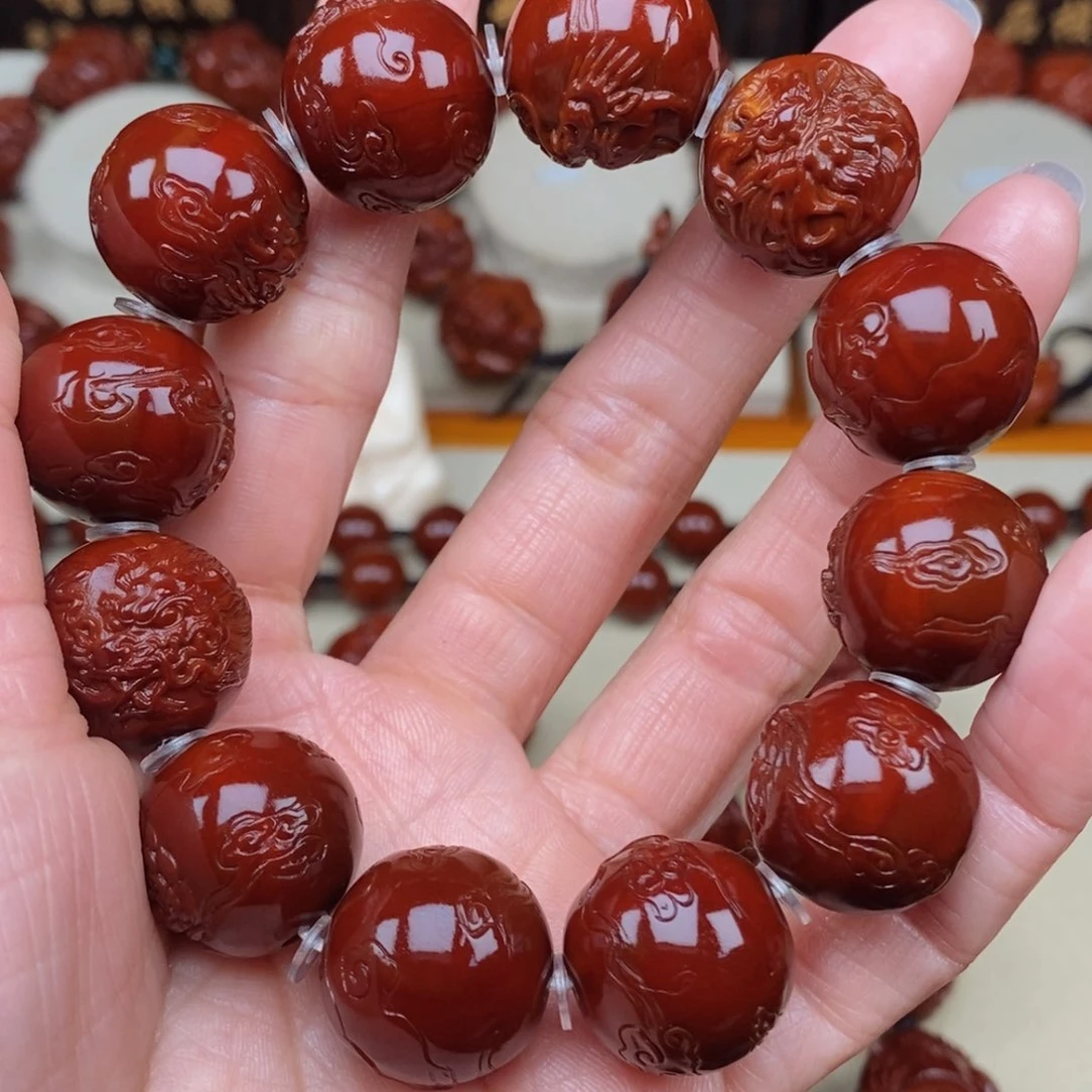 橄榄核把件好****旺浮雕龙