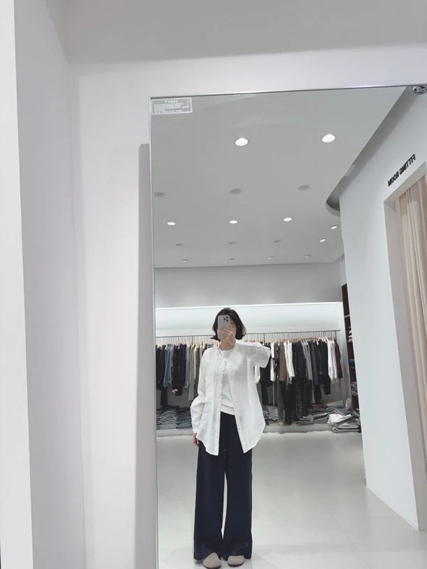 时尚休闲宽松百搭亚麻衬衣