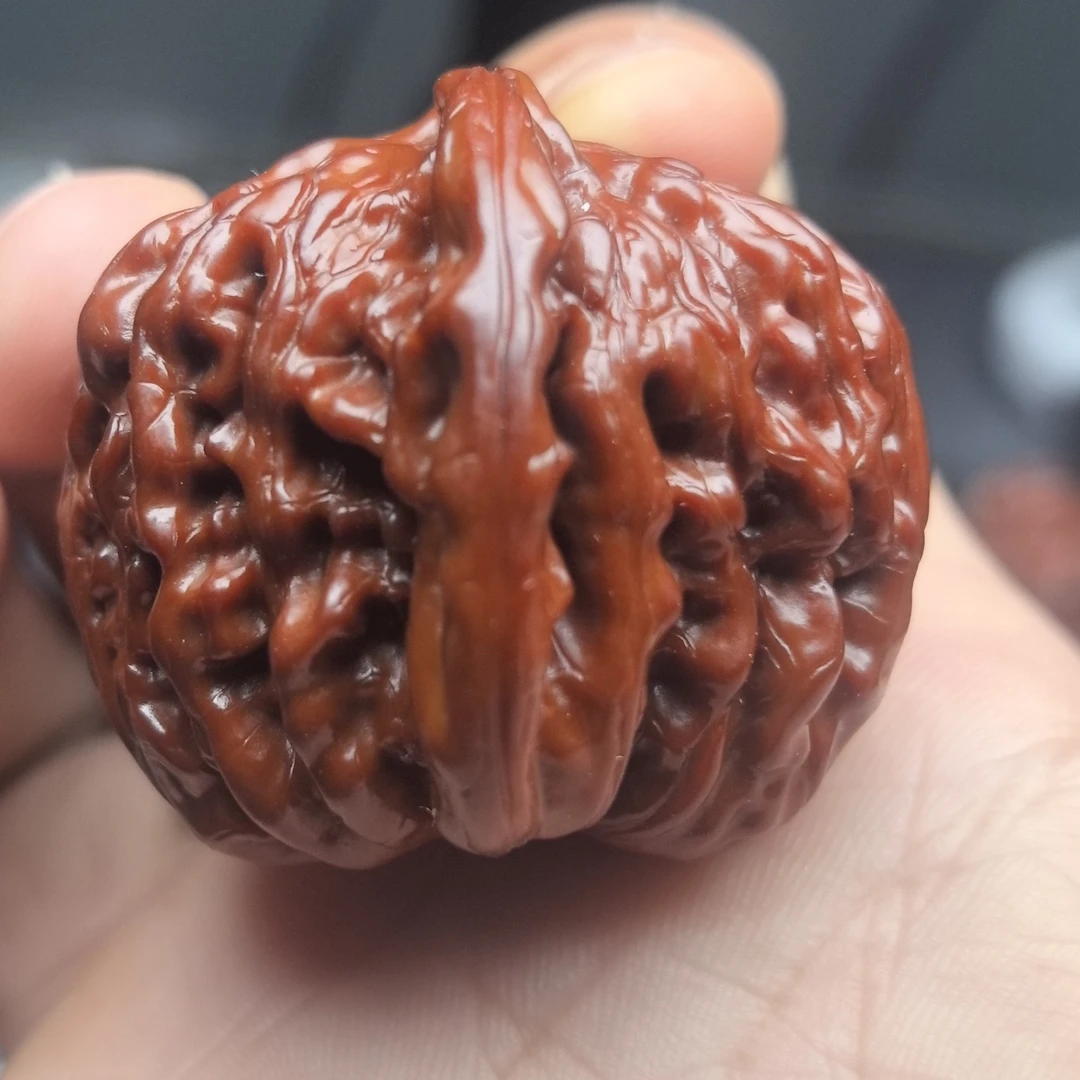 文玩核桃回血做旧老核桃