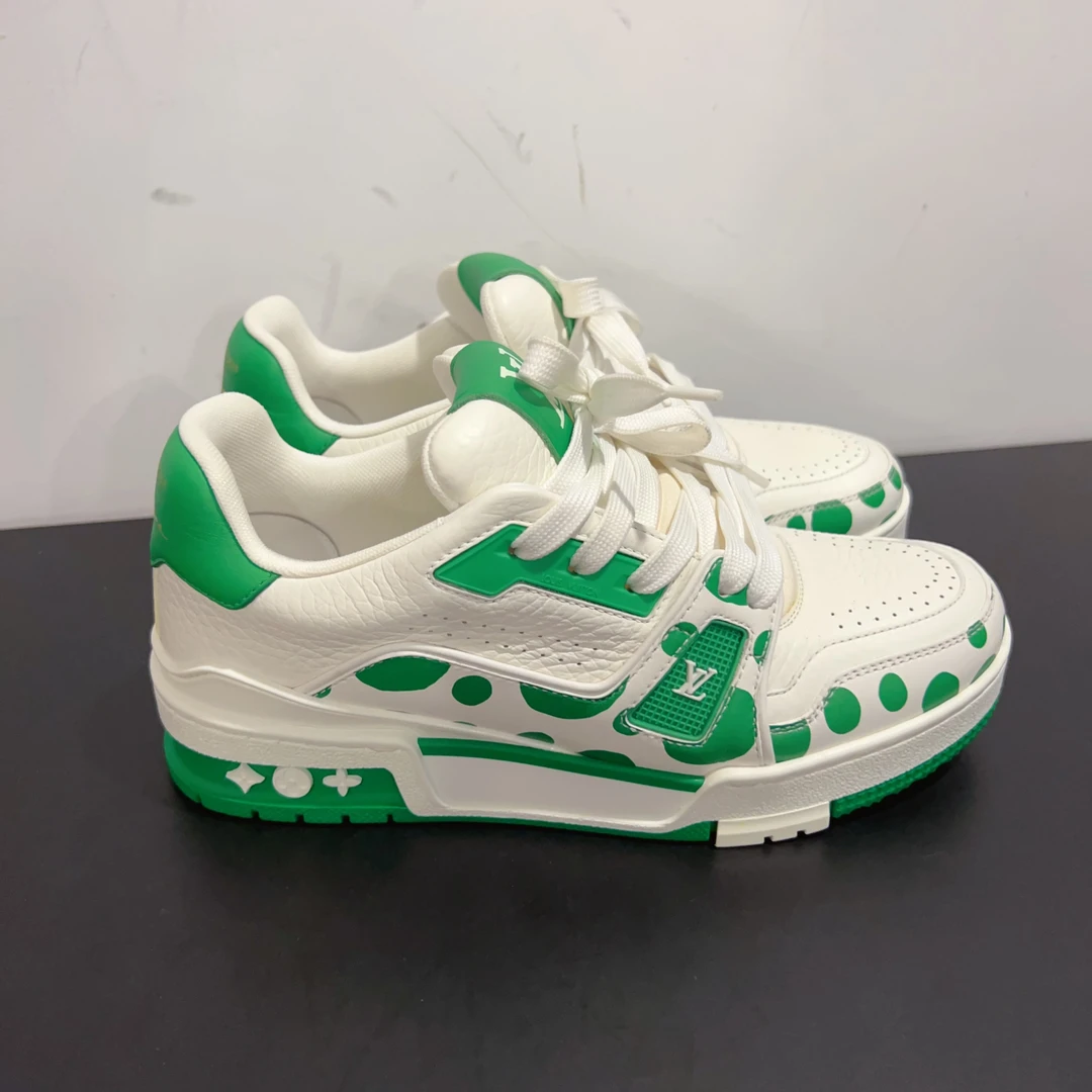 99新 LouisVuitton/路易威登 Trainer鞋尺码36.5/GSH1352