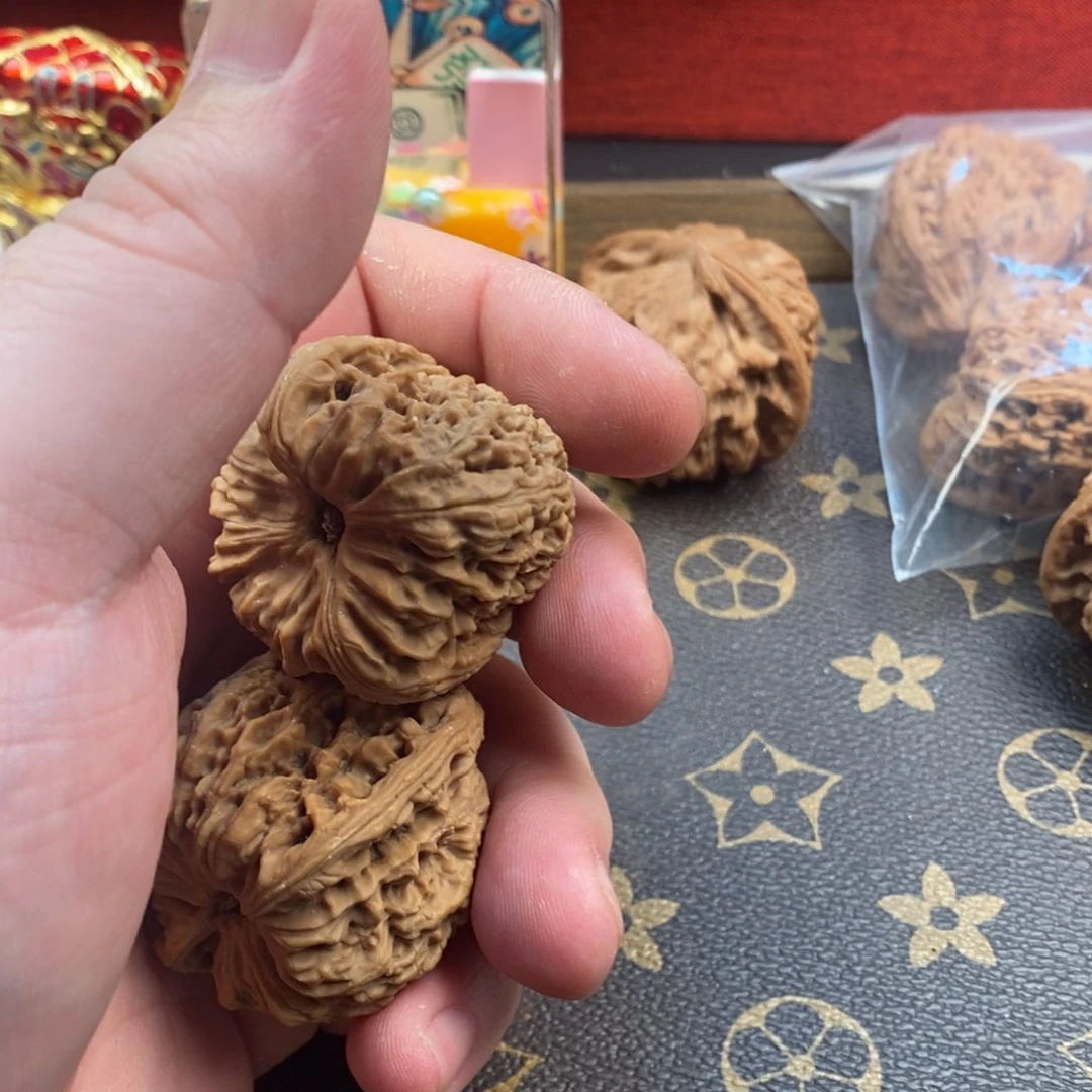 文玩核桃吊坠文玩核桃