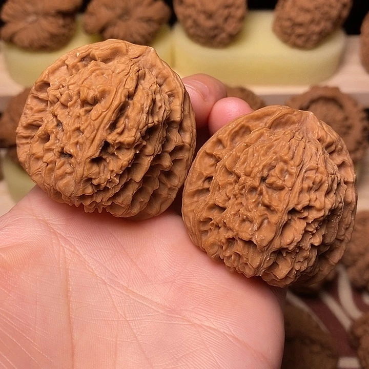 文玩核桃吊坠44南疆全品