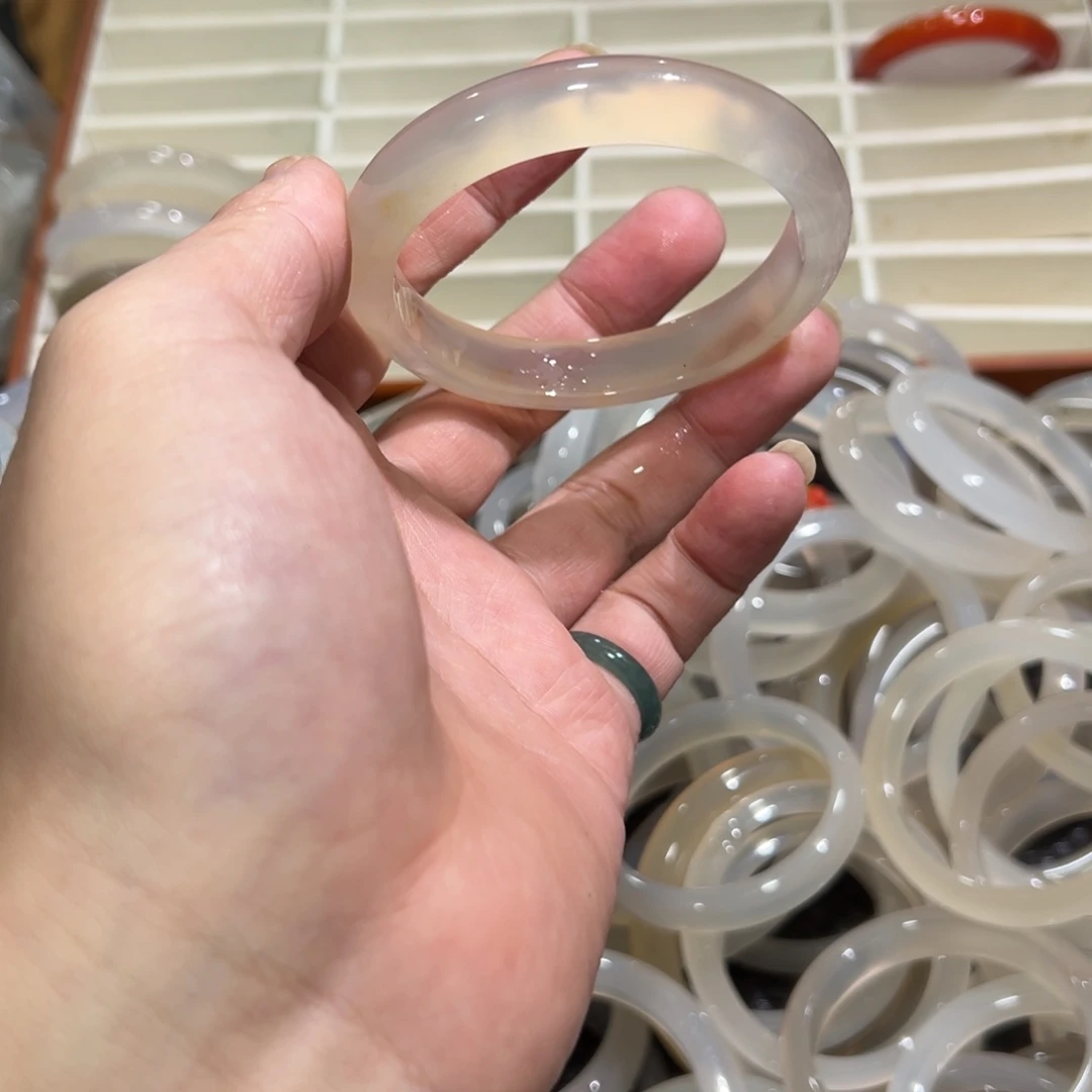 玛瑙/玉髓未镶嵌手镯5960圈有包容15