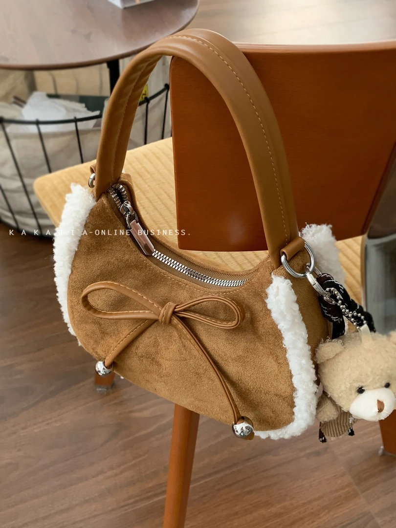 韩系小众手提包包女款爆款2025新款秋冬复古时尚通勤包百搭斜挎包