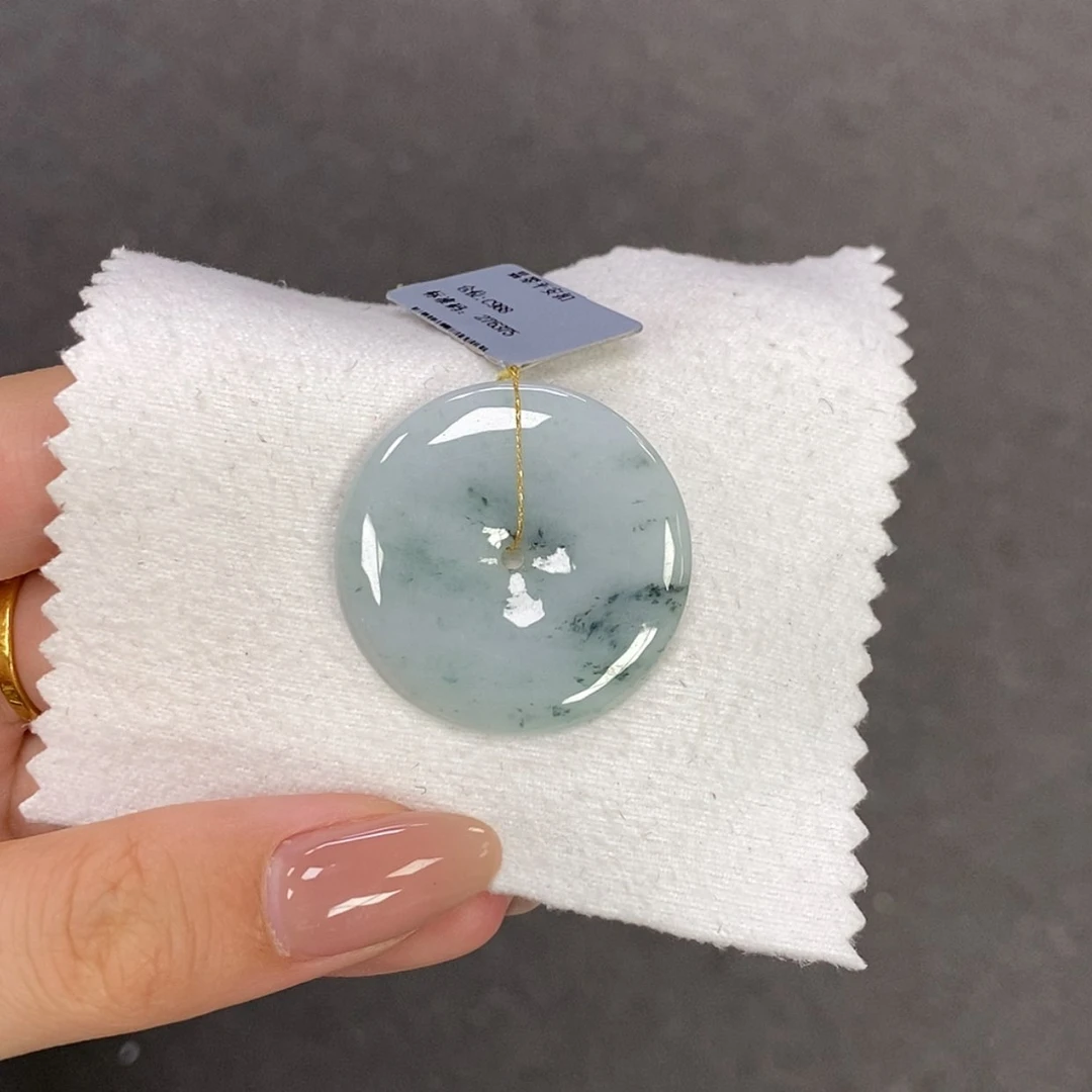 【闪购商品】颈饰未镶嵌翡翠平安扣