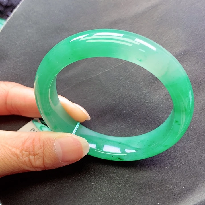 未镶嵌手镯石英质玉s****a