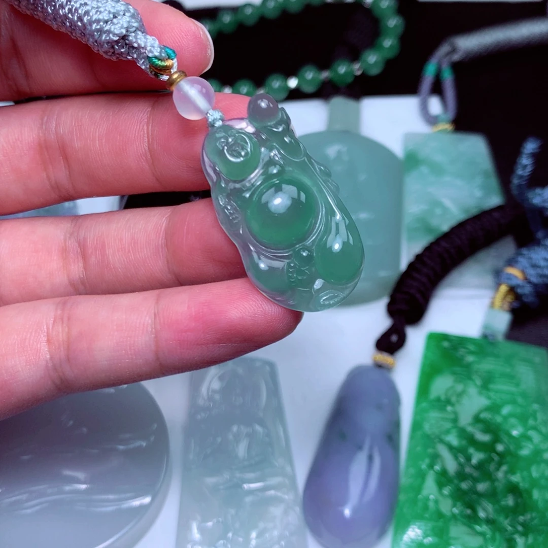 颈饰未镶嵌翡翠天然A货翡翠