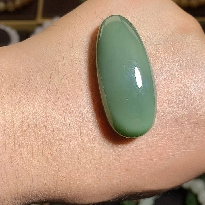 未镶嵌和田玉（碧玉）珠宝半成品