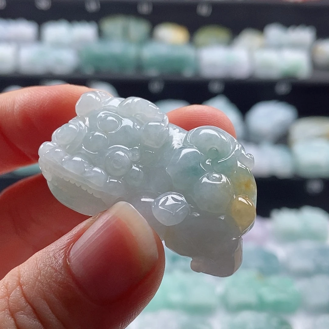 颈饰未镶嵌翡翠翡翠貔貅