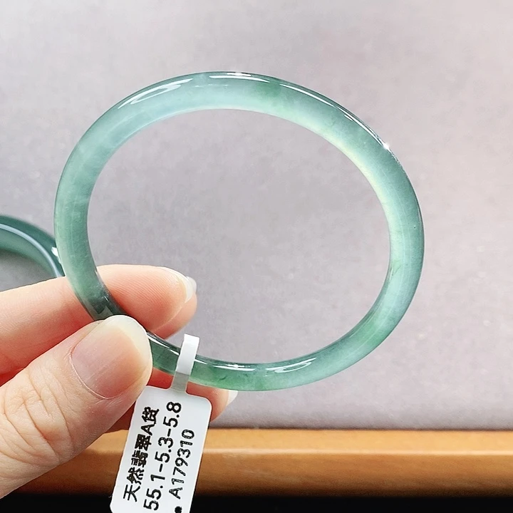 【闪购商品】未镶嵌手镯翡翠