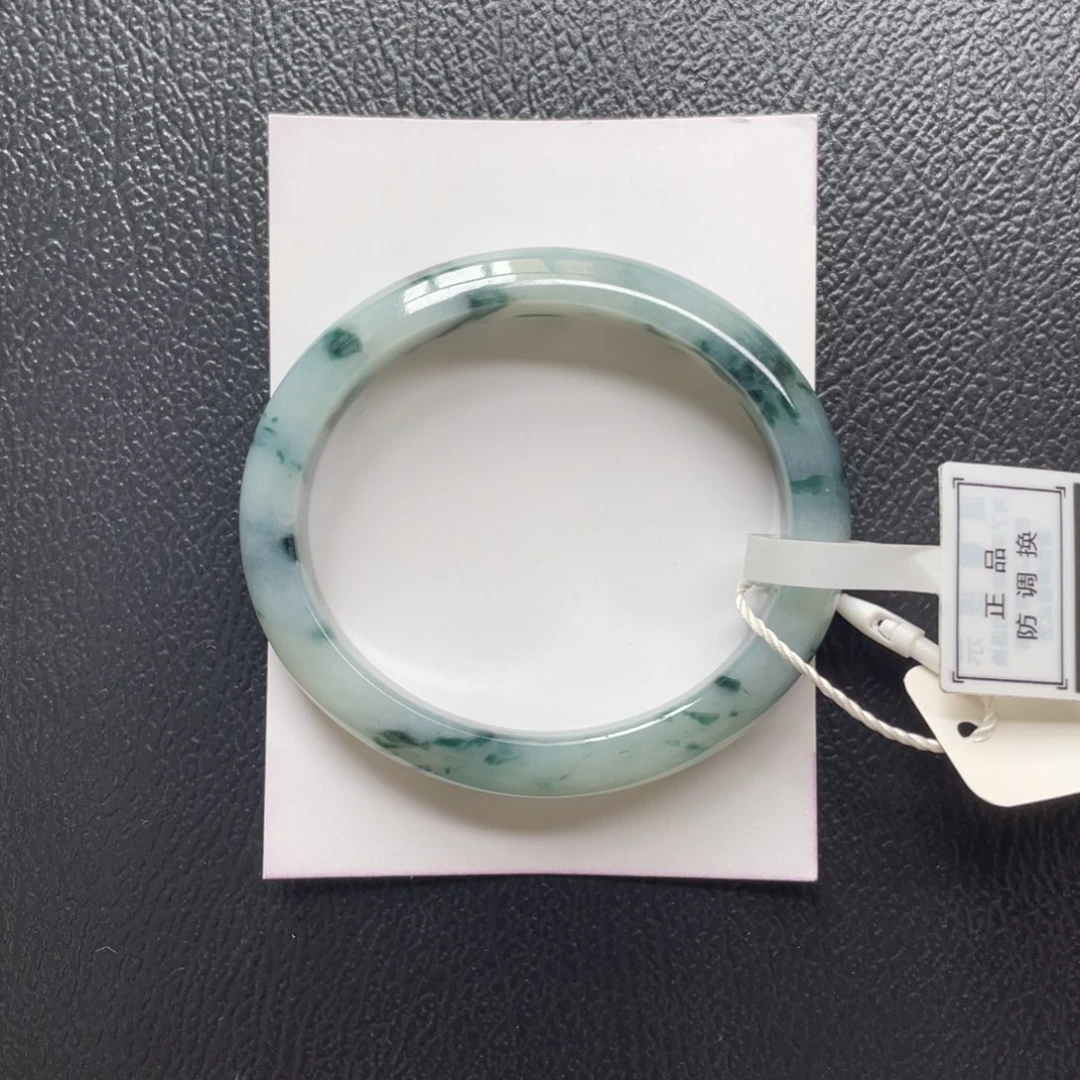 翡翠手镯未镶嵌55.6贵妃