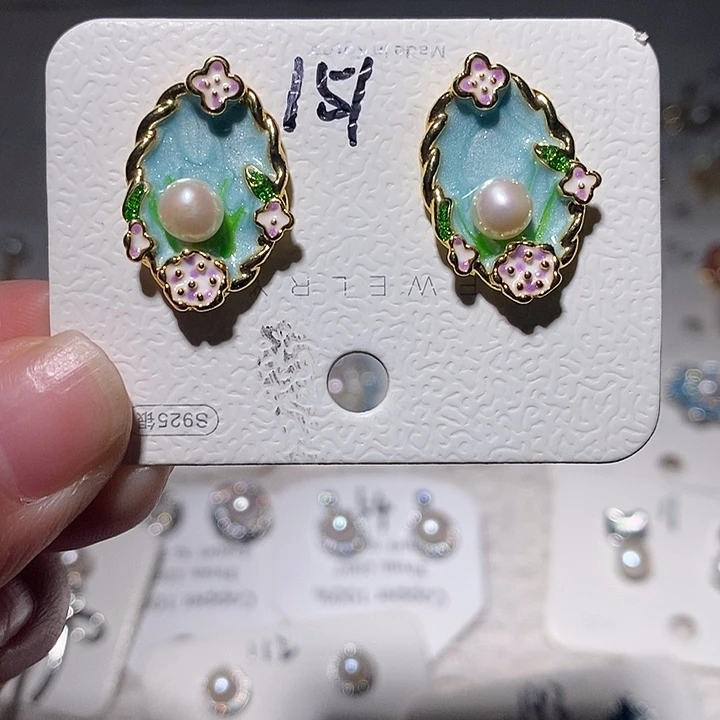 未镶嵌耳饰淡水珍珠