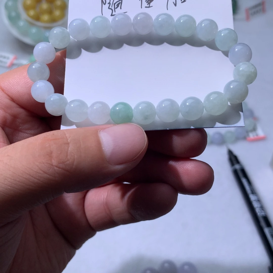 翡翠未镶嵌颈饰湖****杰