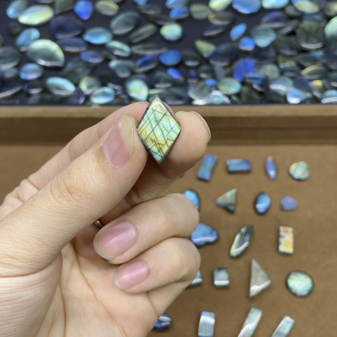 水晶不规则未镶嵌A*B