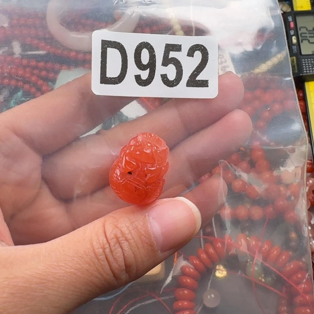 南红玛瑙未镶嵌珠宝奇石