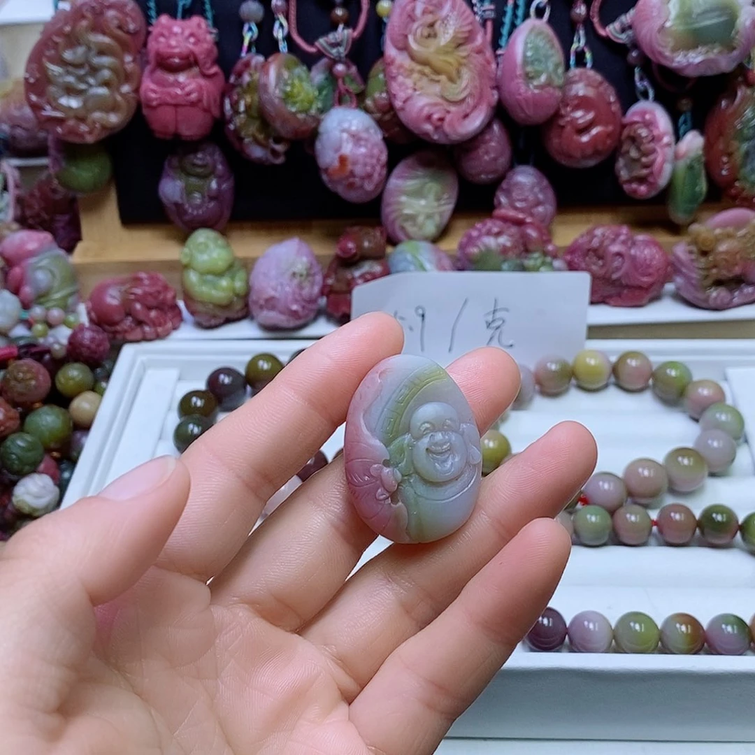 玛瑙/玉髓盐源玛瑙吊坠未镶嵌