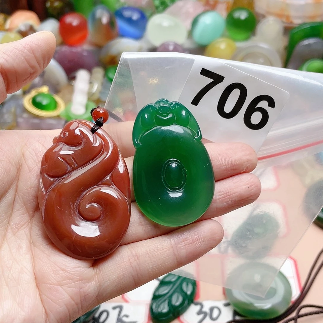 玛瑙/玉髓颈饰合金芳*儿