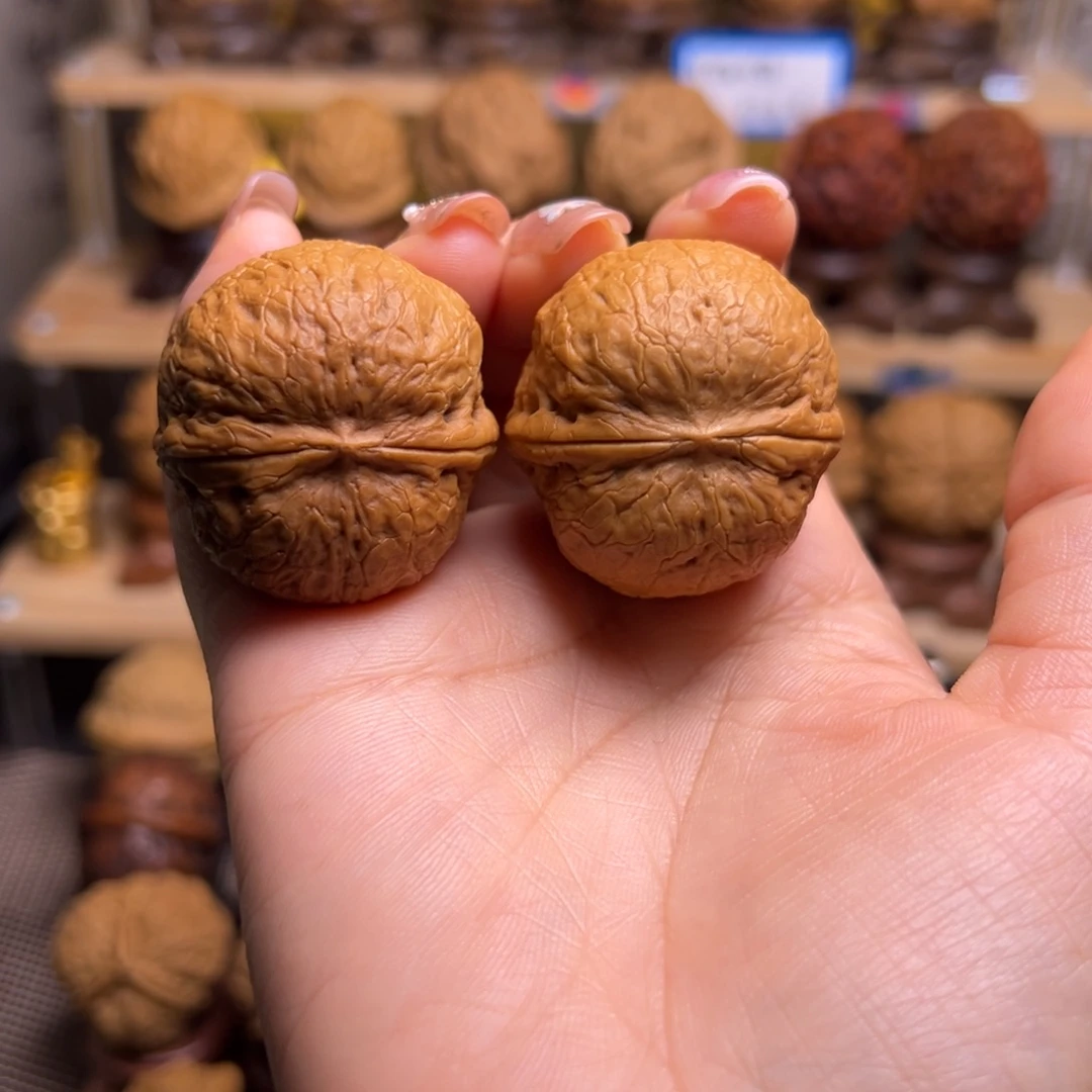 把件桃核金鼎元宝H47、36……