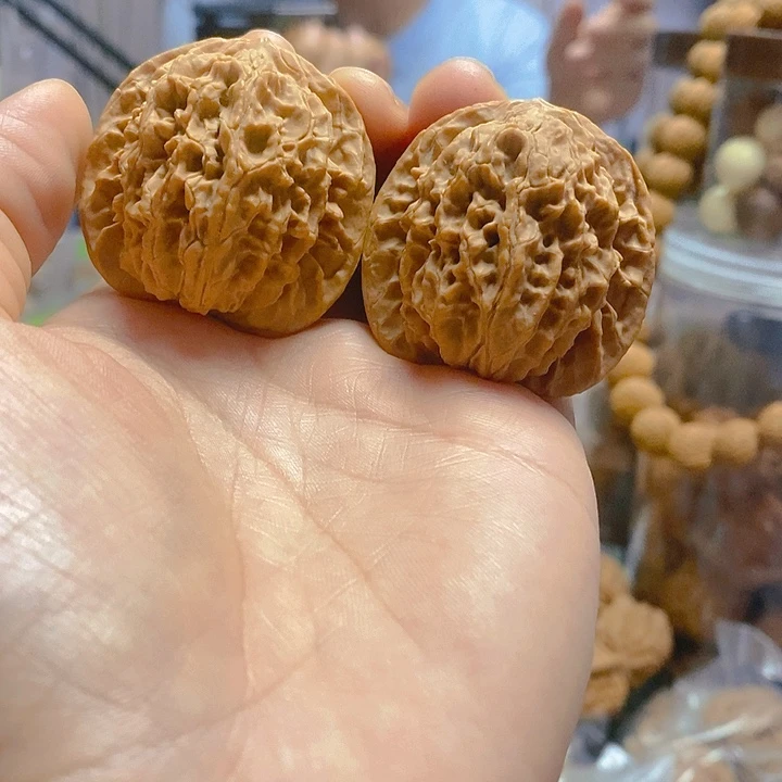 【闪购商品】文玩核桃把件40老款狮子头