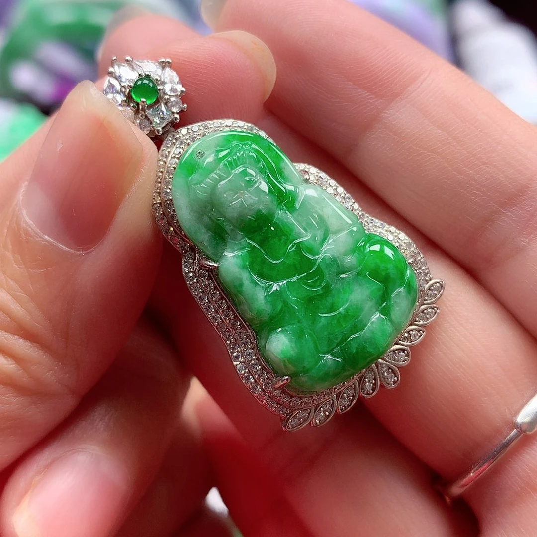 翡翠银S925镶嵌颈饰翡翠