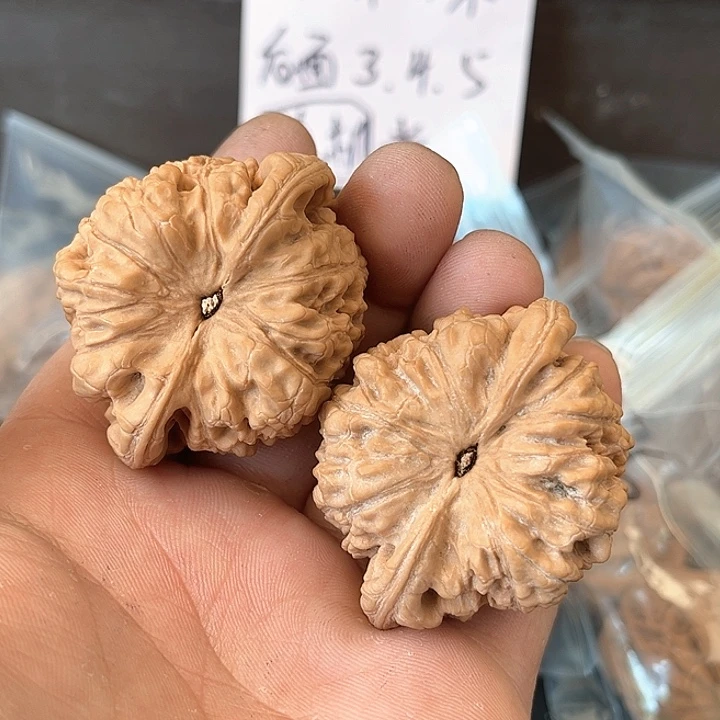 文玩核桃把件上***?核桃