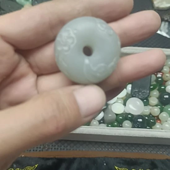 和田玉未镶嵌珠宝半成品