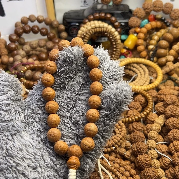 猴头核桃手串中****王凤眼11