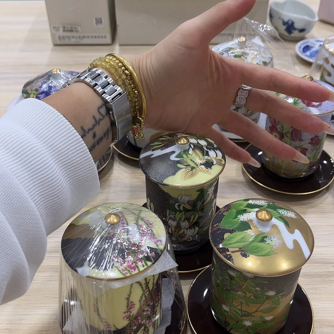 晓***娟精品进口瓷器瓷片