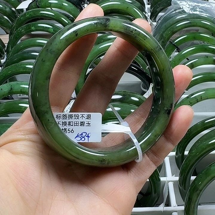 和田玉（碧玉）未镶嵌手镯正圈58有瑕