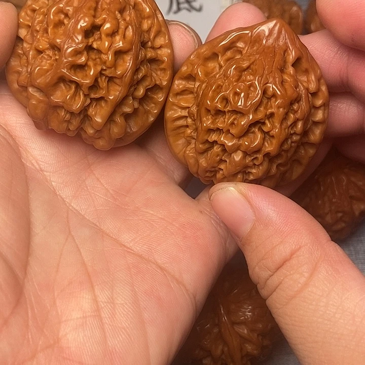 文玩核桃吊坠官44