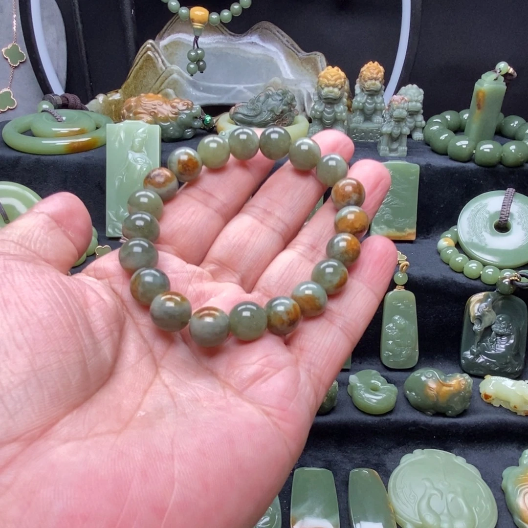 未镶嵌手串岫岩河磨玉（透闪石质玉）