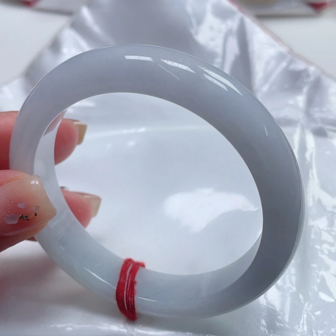 翡翠手镯未镶嵌缅甸翡翠