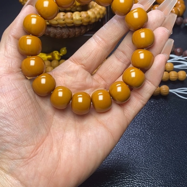 猴头核桃手串猴头